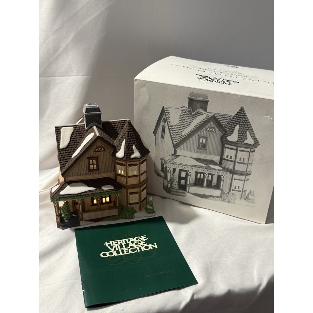 Dept 56 Thomas T Julian House New England Village 5657-0 w Box Lights Up - Picture 2 of 14